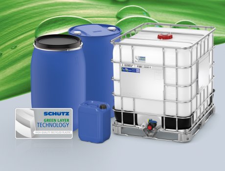 The Schütz Green Layer product line uses high-quality recycled material to make IBC inner bottles, jerrycans and drum bodies.
Photo: SCHÜTZ